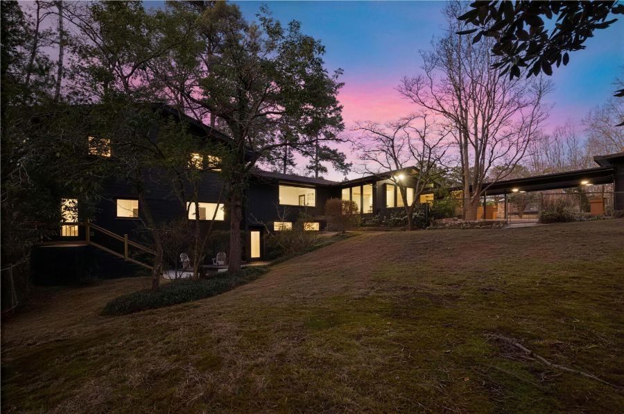 1534 Cooper Lake Road in Smyrna